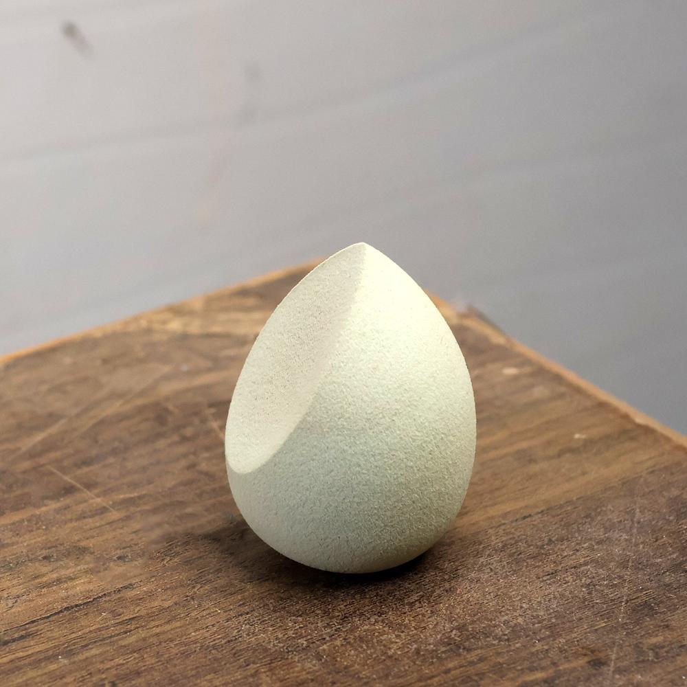 Makeup Sponge Blending Liquid Foundations Powders And Creams (Multicolor / 1 Pc) - Age Group: As Per Product Requirement