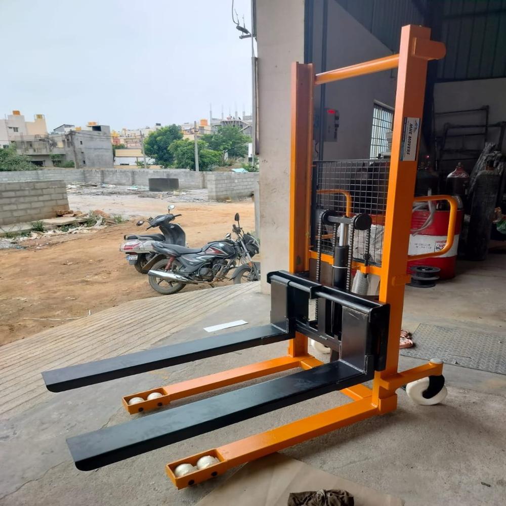 Manual Pallet Stacker - Color: Orange