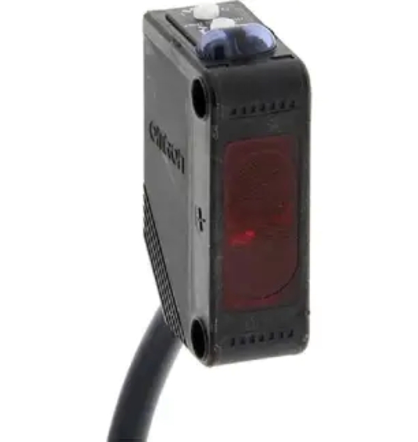 E3Z-R81-M1J Omron Photoelectric Sensor