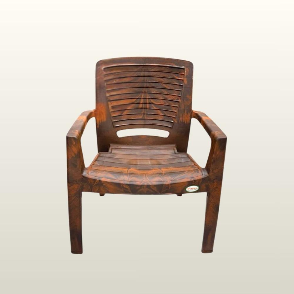 Vara Comfy Plastic Chair
