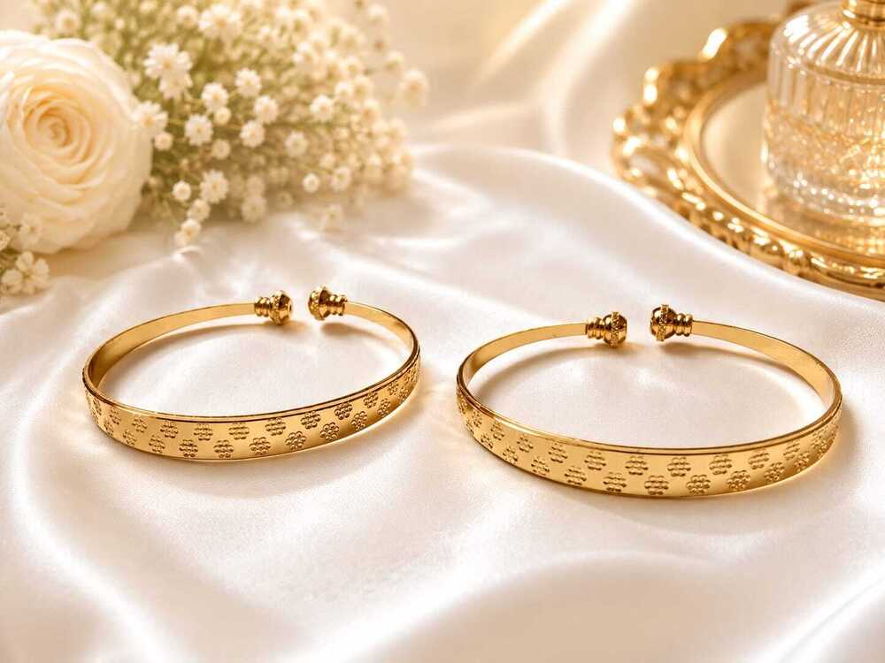 Gold Floral Motif Cuff