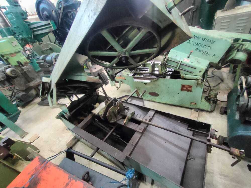 Band Saw Machine