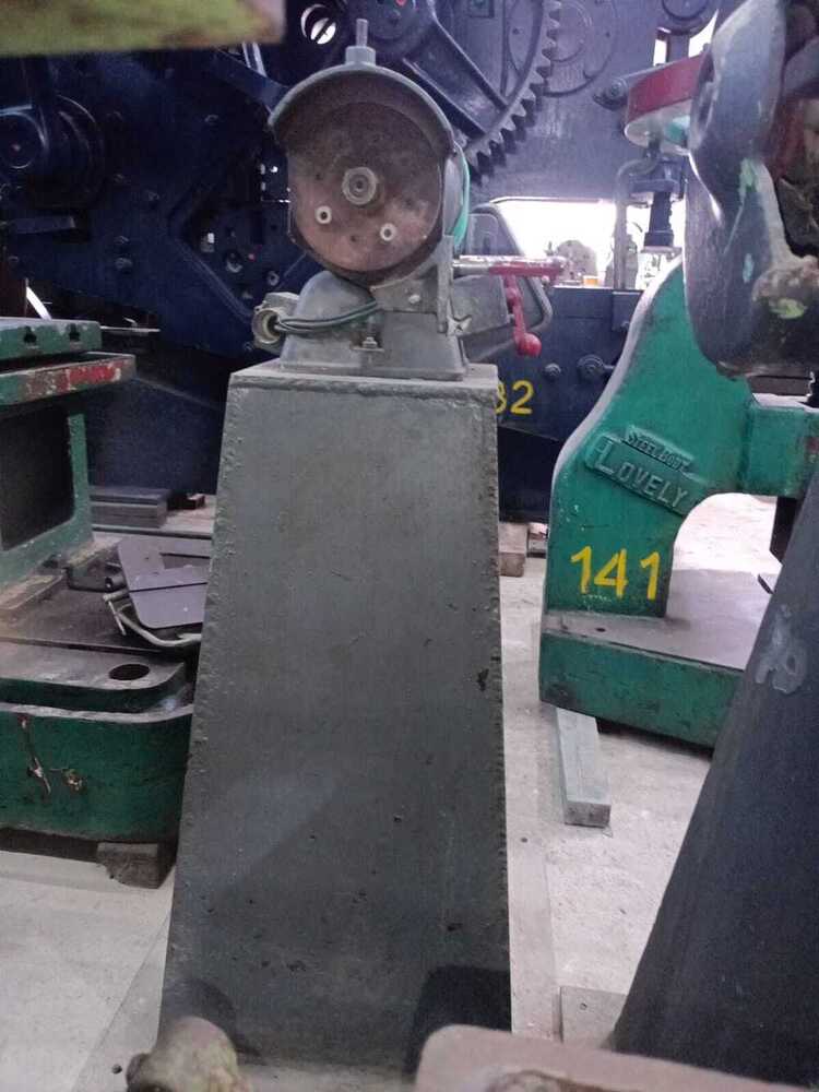 Bench Grinding Machine