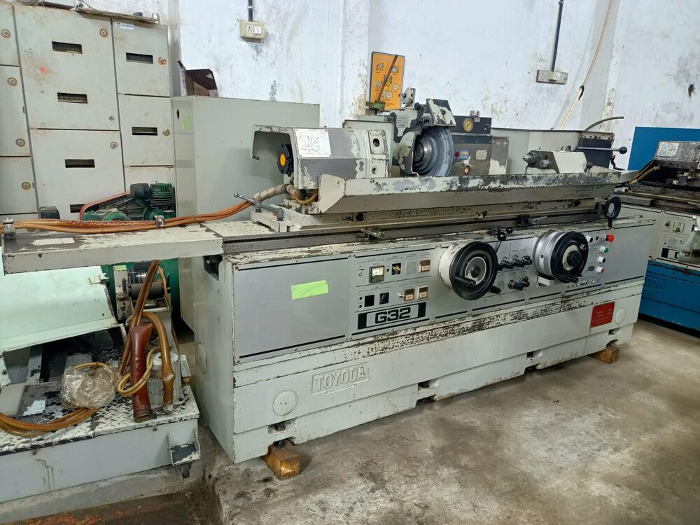 GUP32X100 Cylindrical Grinding Machine