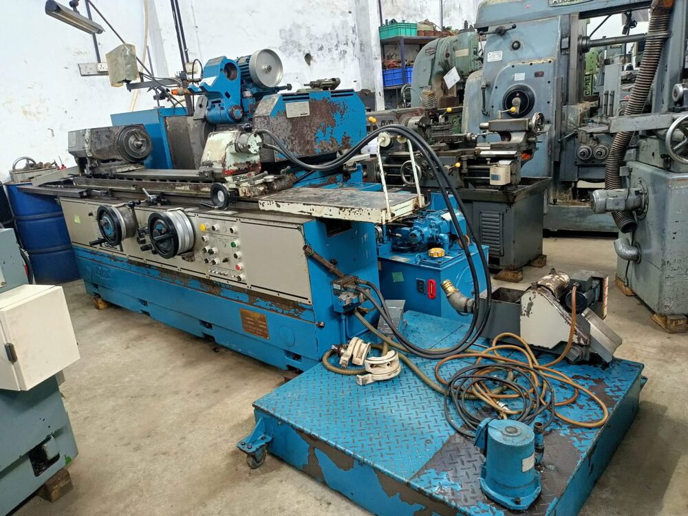 Cylindrical Grinding Machine