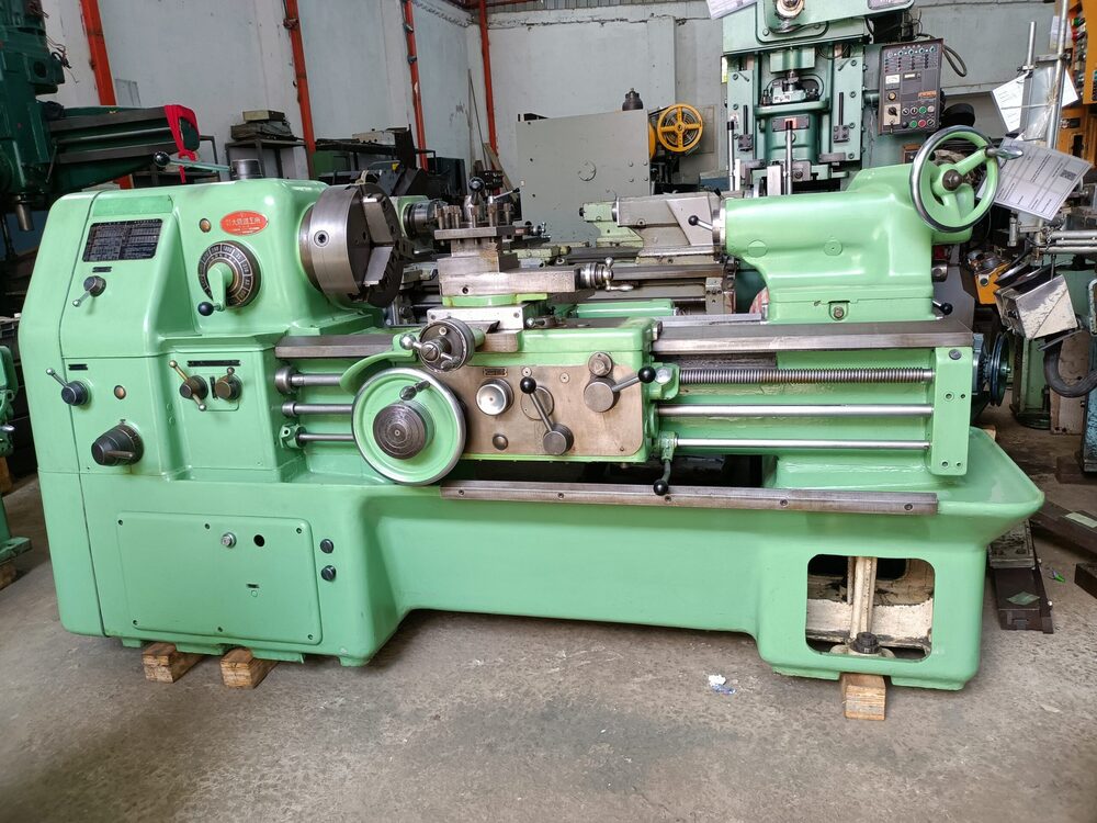 LS460 X 800 Okuma Lathe Machine