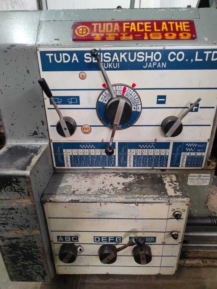 TFL-1600 Lathe Machine