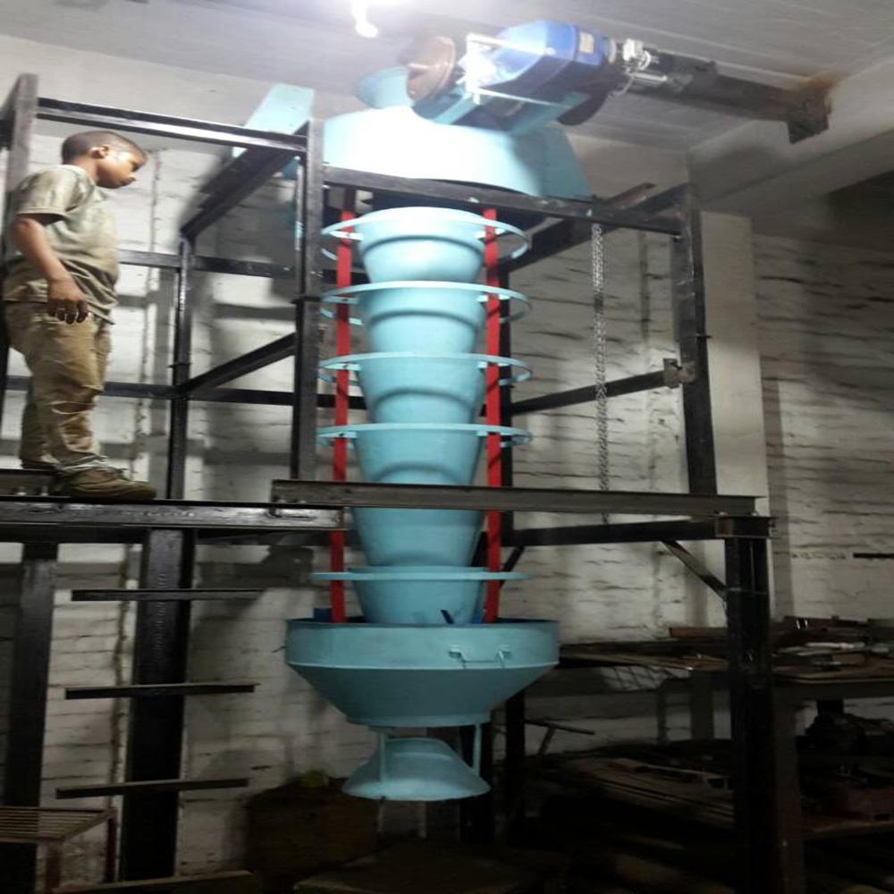 Unloading Chute - Color: Black