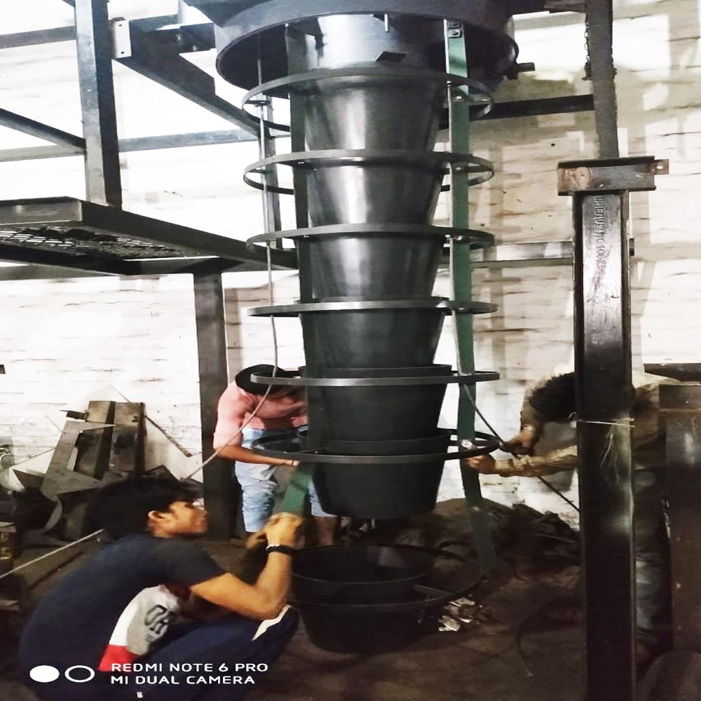 Bulk Loading Bellows - Color: Black
