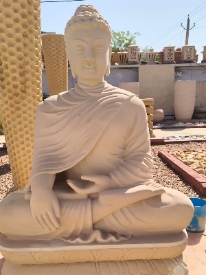 Buddha statue