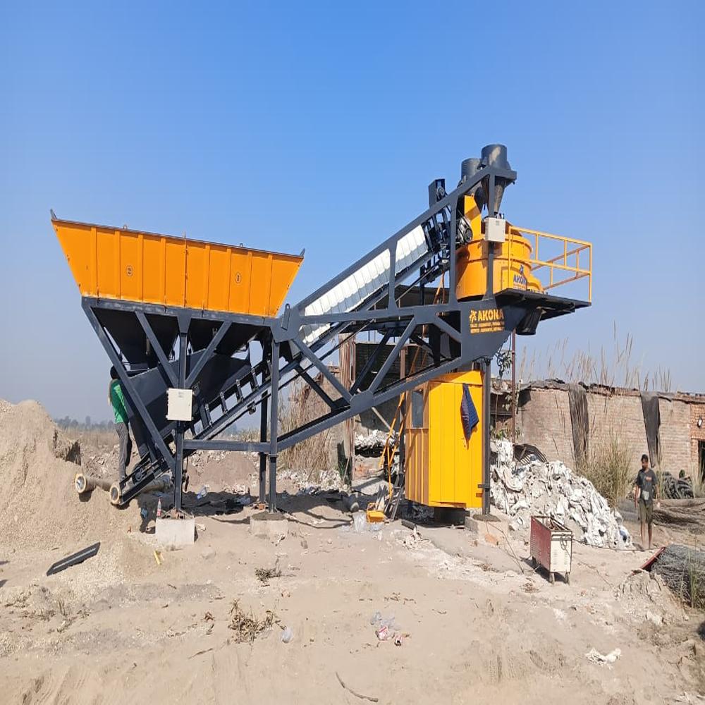 Mobile Concrete Batching Plant - Conveyor Capacity: 80 Tons/hour Ton