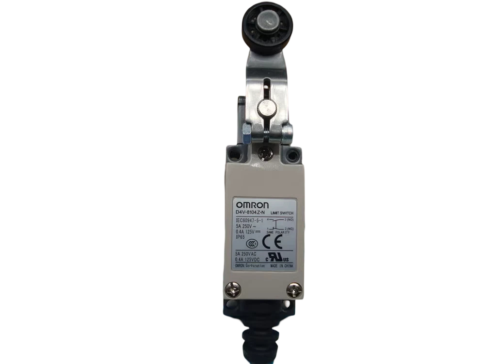 OMRON D4V-8104Z Roller Lever Limit Switch