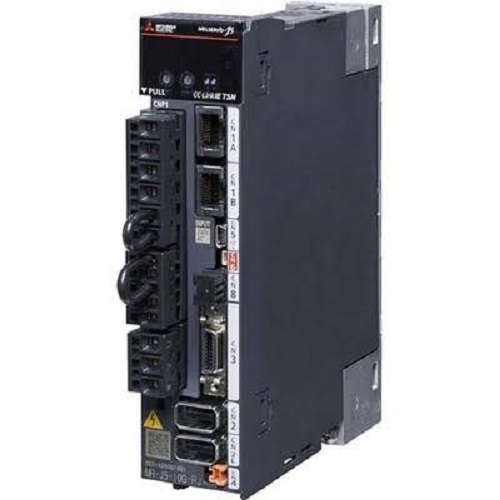 Mitsubishi Electric MR-J5-100G-RJN1 Digital, EtherCAT command interface, dual encoder ports, embedded dynamic brake and regenerative resistor, IP20