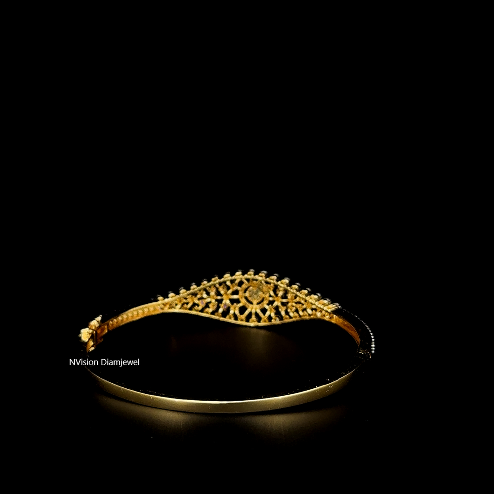 Eye Shape Natural Diamond Bracelet