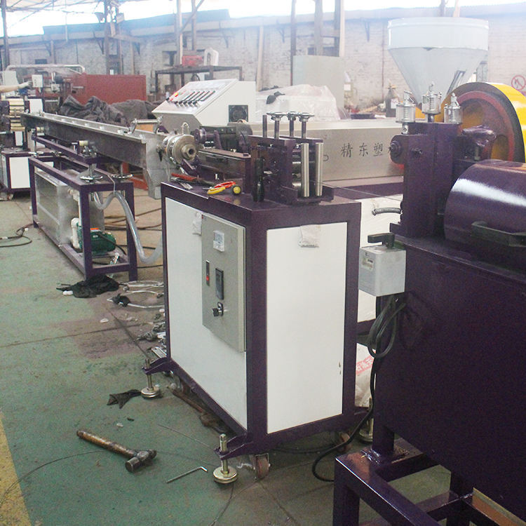 Glue Wrapping Extruder Machine