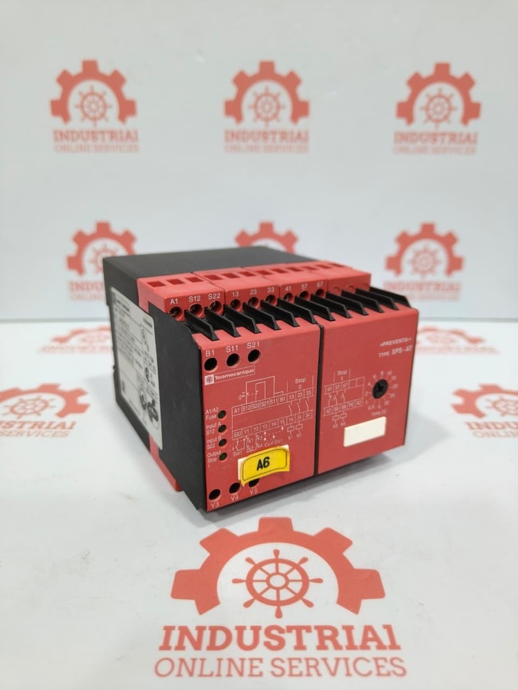 Schneider Telemecanique XPSAT5110 Dual-Channel Safety Relay
