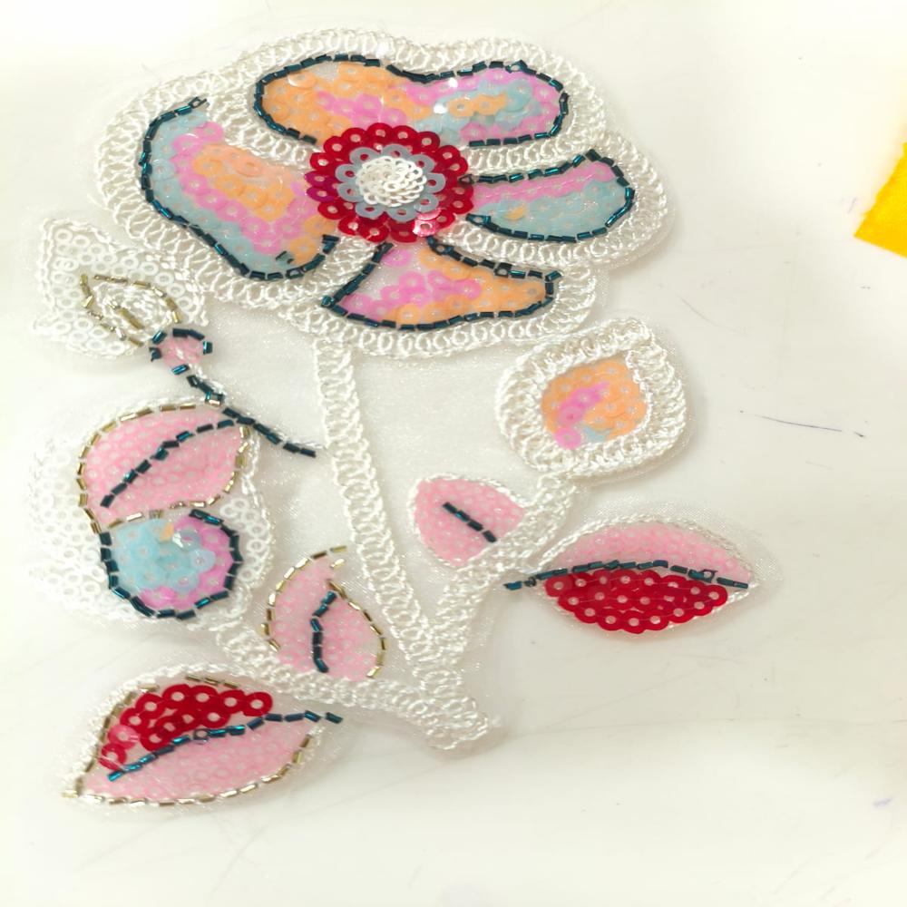 Net Embroidered Patches / BUTTA