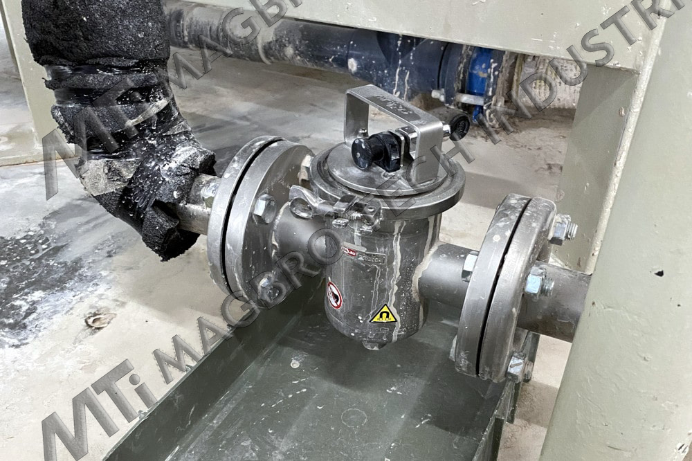 Prong Magnet for Pipelines