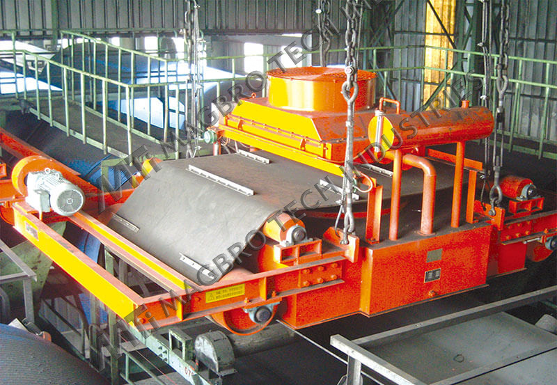 Electromagnetic Overband Magnetic Separator