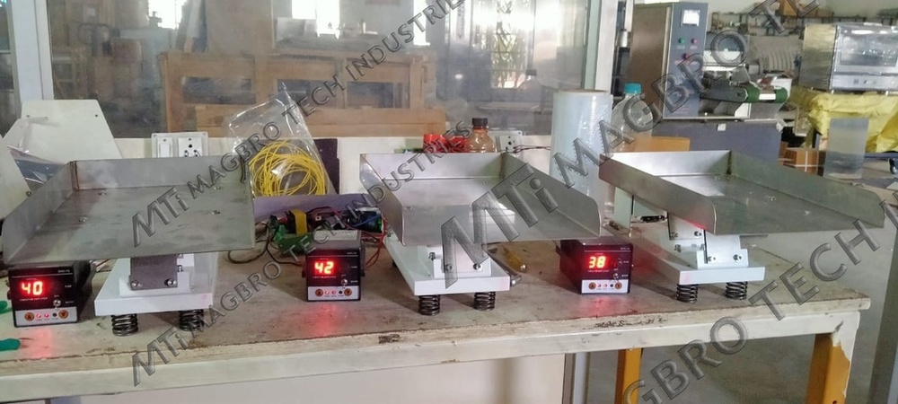 Electro Magnetic type Vibratory Feeder