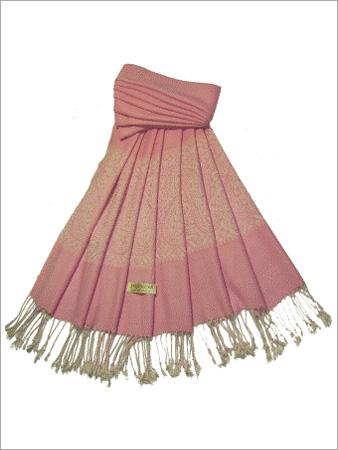 शॉल पिंक इम्प्रिंट