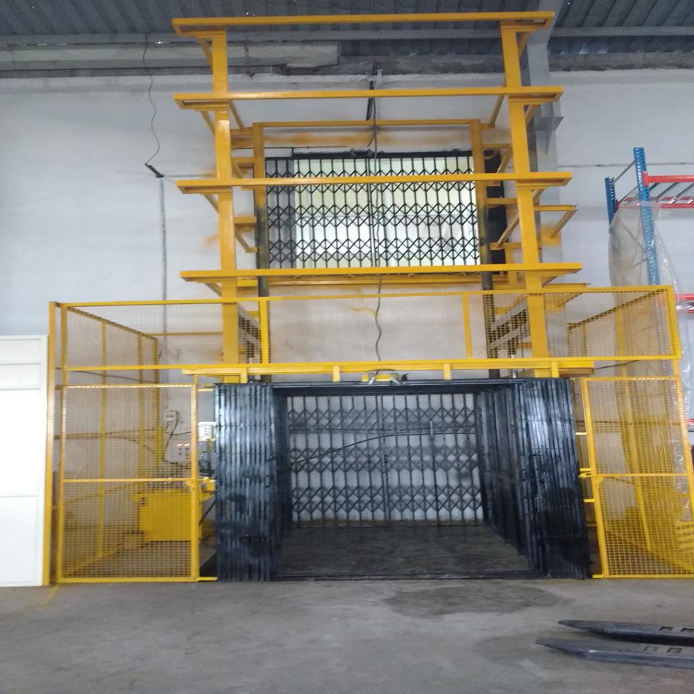 Double Mast Hydraulic Goods Lift
