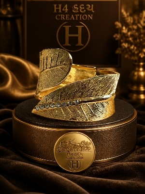 Gold bracelet