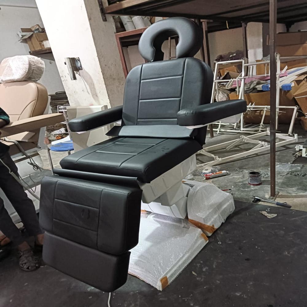 LUXURY Hair Transplant and Medical Aesthetic Chair (Black)