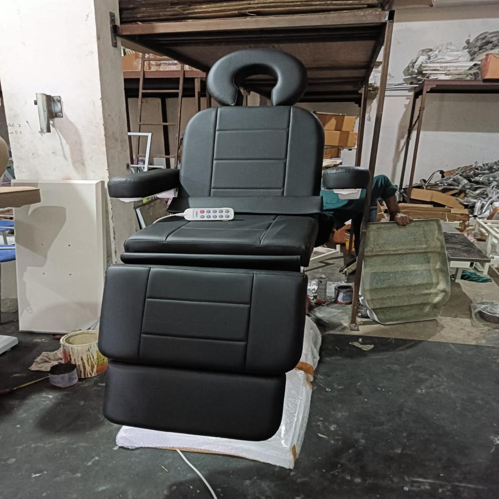 LUXURY Hair Transplant and Medical Aesthetic Chair (Black)