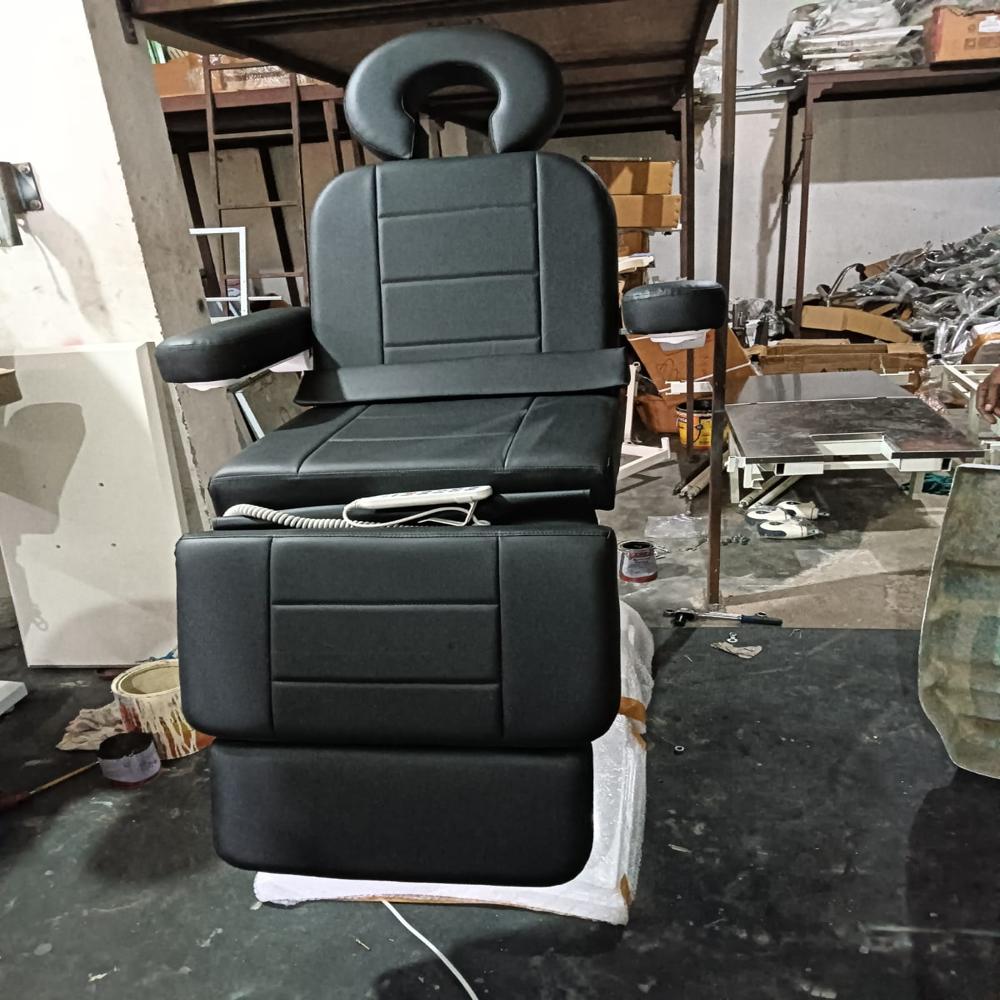 LUXURY Hair Transplant and Medical Aesthetic Chair (Black)