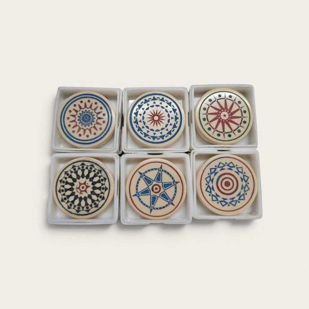 Carrom Striker
