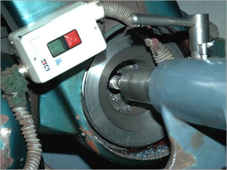 थ्रेड व्हर्लिंग मशीन