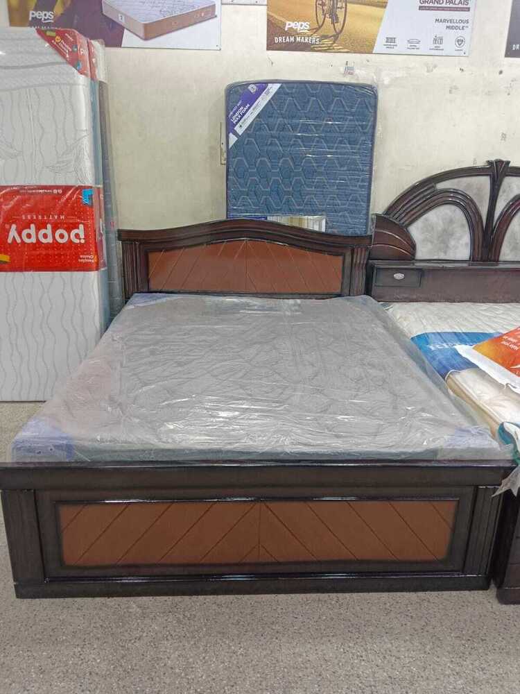 Wooden Queen Size Bed