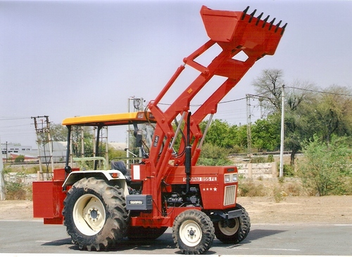 पृथ्वी खोदने वाले फ्रंट एंड लोडर्स