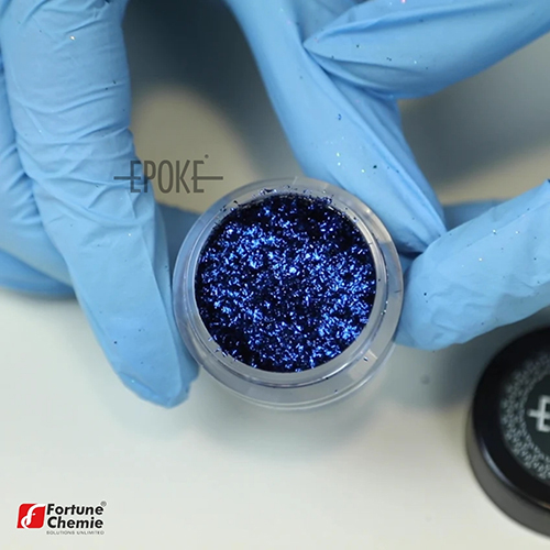 Blue Super chameleon Flakes