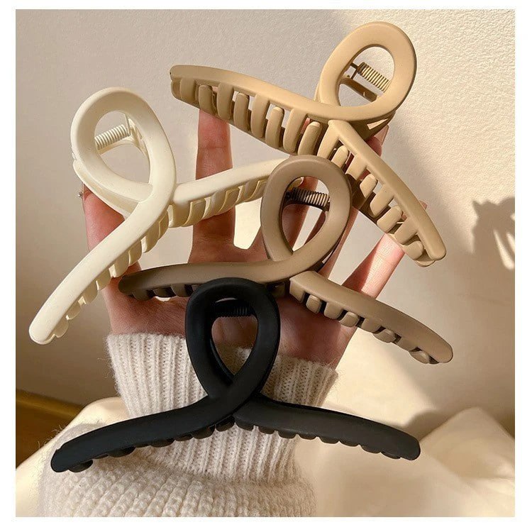 Ribbon Hair Clutcher