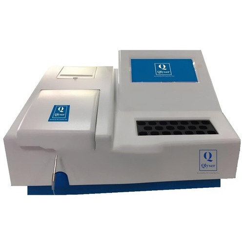 Biochemistry Analyzer