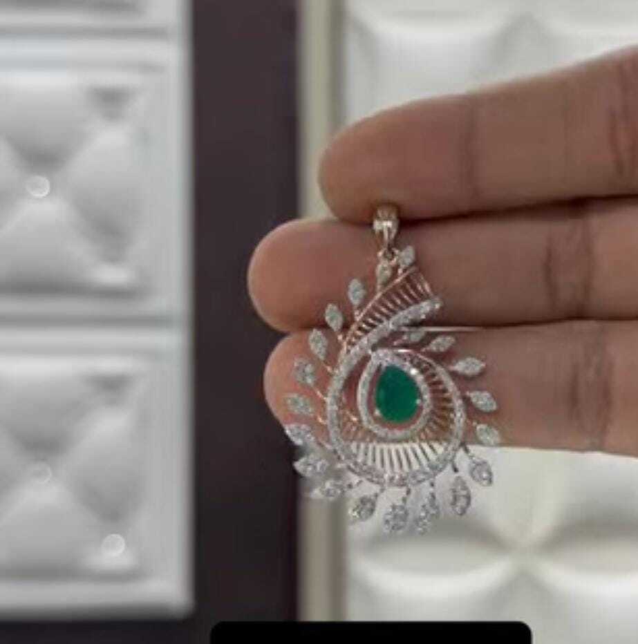 Ladies Modern Pendant