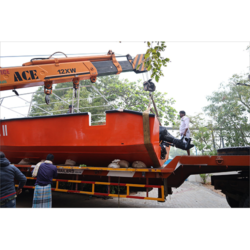 Driving Boat - Capacity: 10-20 Persons
