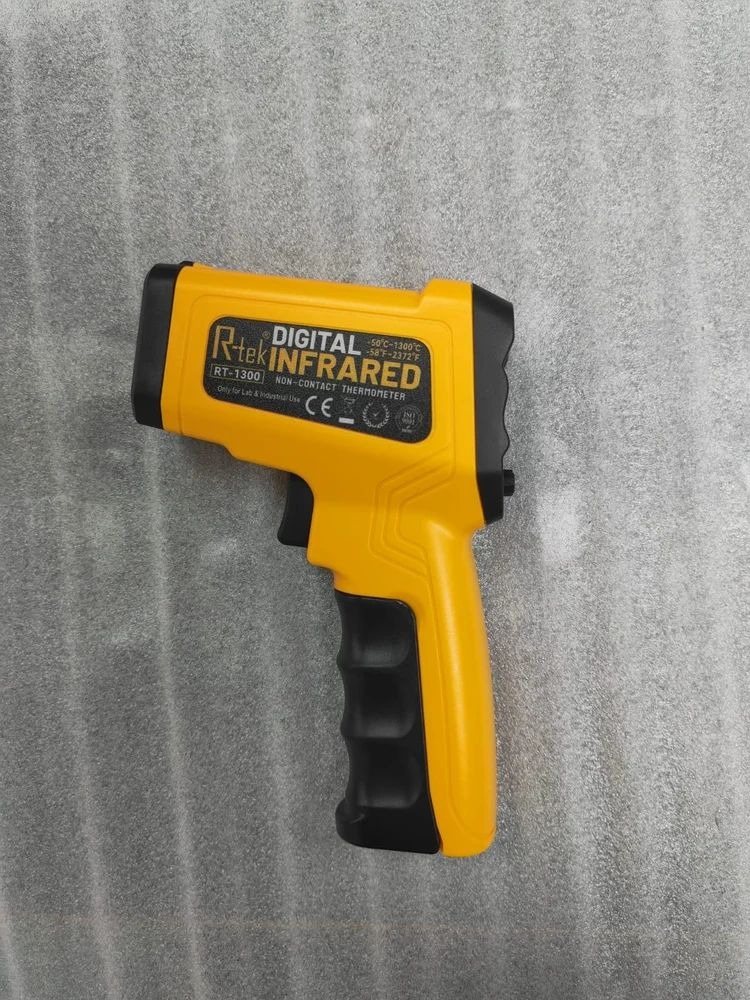 Digital thermometer