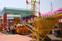 Mobile Concrete batching plant with reversible mixer