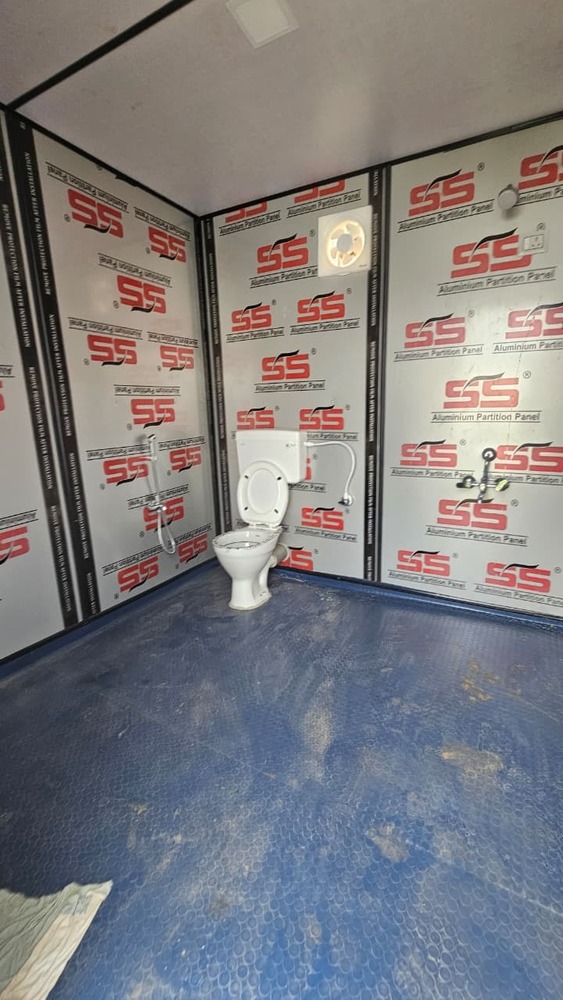 Washroom cabin 16/8