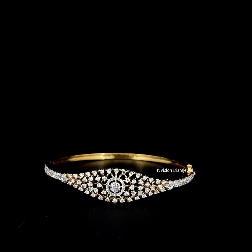 Eye Shape Natural Diamond Bracelet