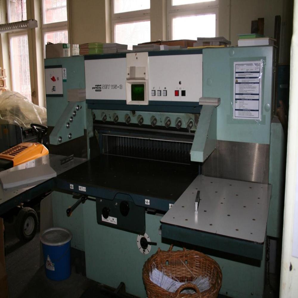 Perfecta 115 (3) - Machine Type: Paper Cutting Machine
