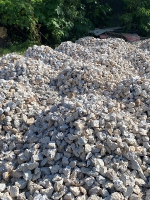 Raw Magnesite Lumps - Application: Ferro Alloys