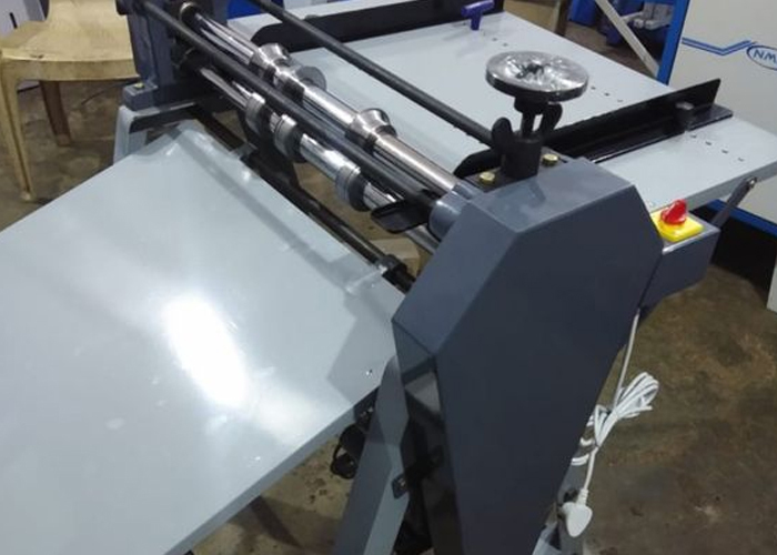 Creasing Machine