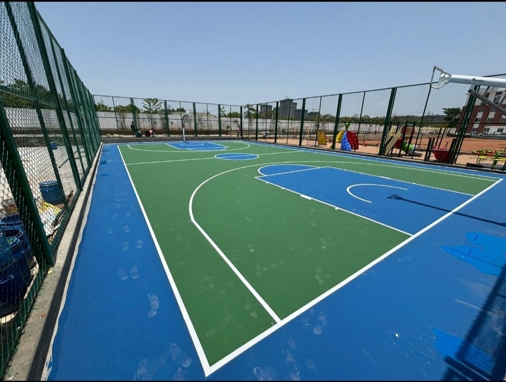 Outdoor Basketball Court