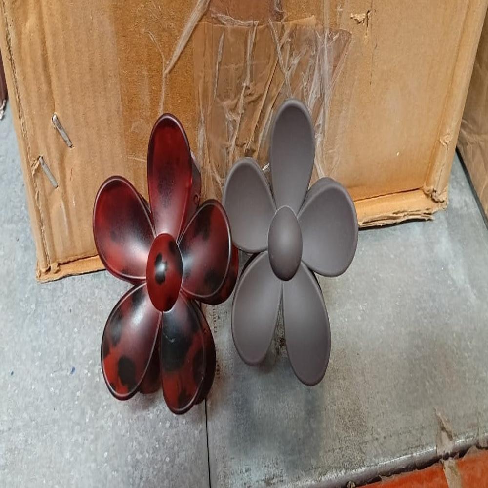 Elegant Plastic Flower Hair Clip (1 Pc / Mix Color) - Age Group: As Per Product Requirement