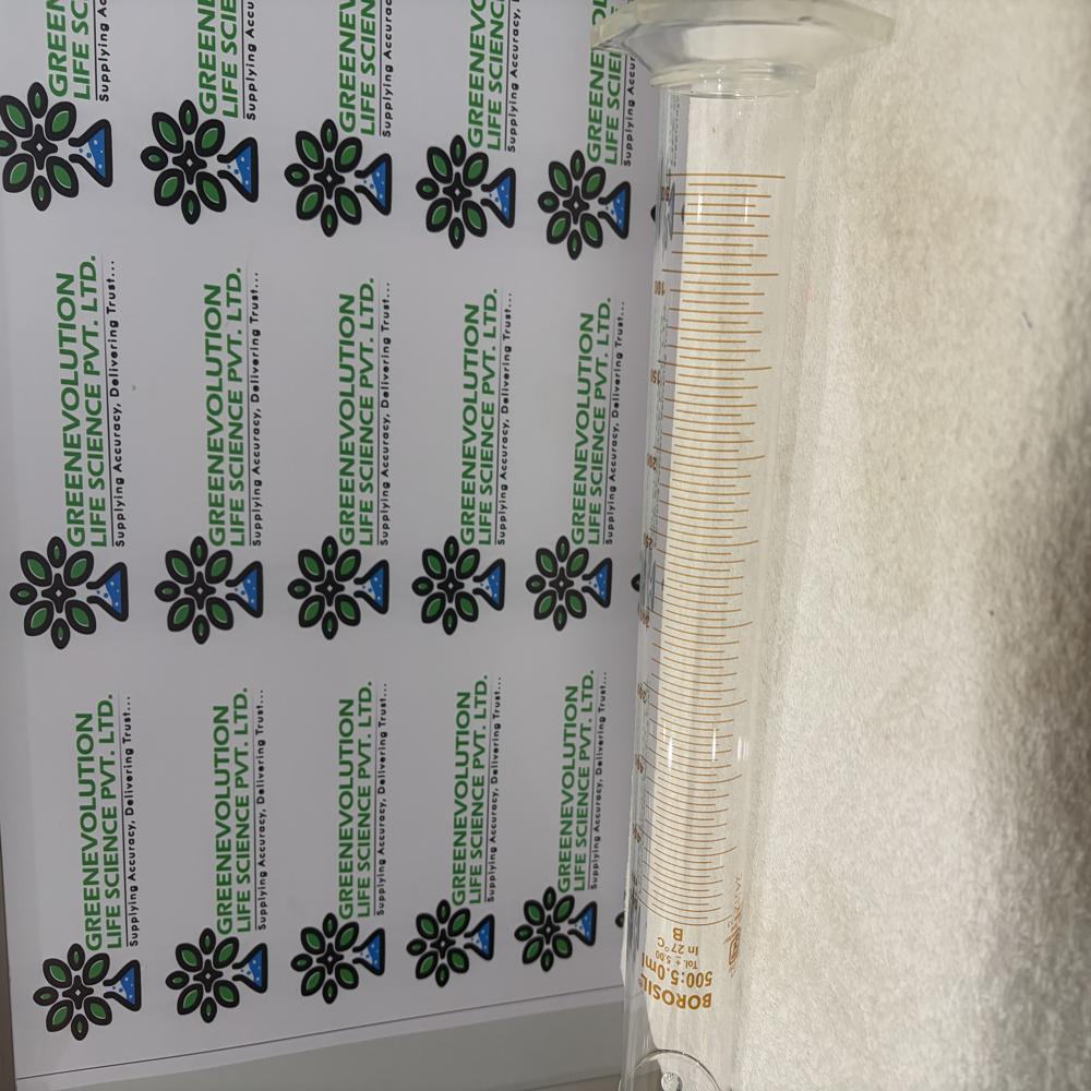 Cylinders With Spout CL B Borosil