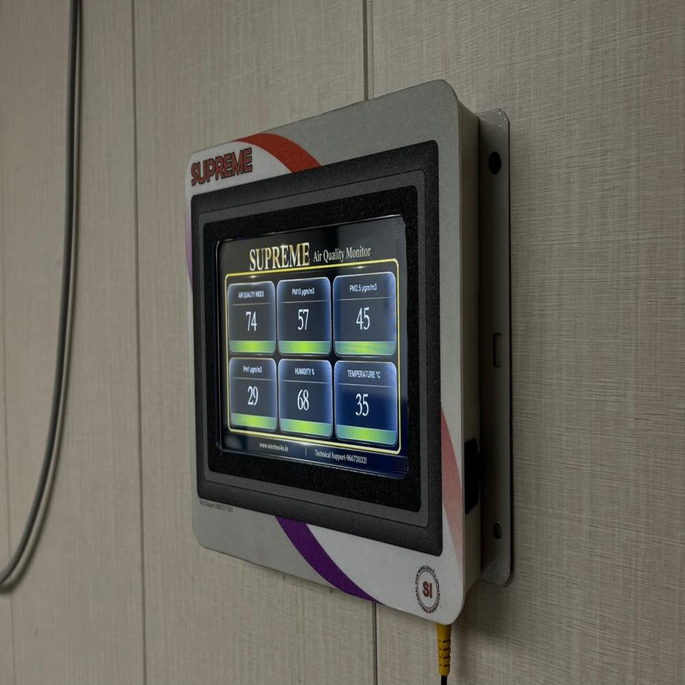 7.5 Inch TFT Portable Air Quality Monitor with Real-Time AQI, PM2.5 & PM10 Display